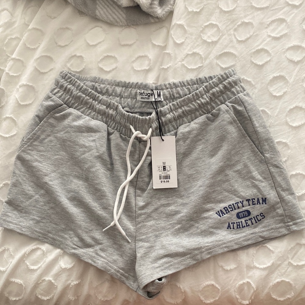 Grey Varsity Team 1979 Athletics shorts from Refuge size M